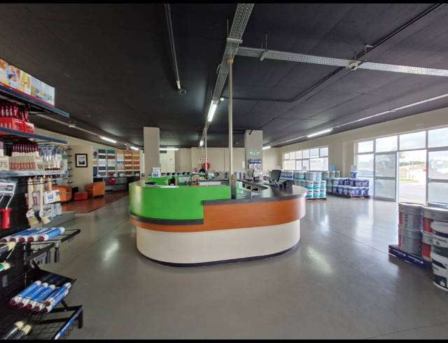 660M² RETAIL TO LET IN CAPE GATE